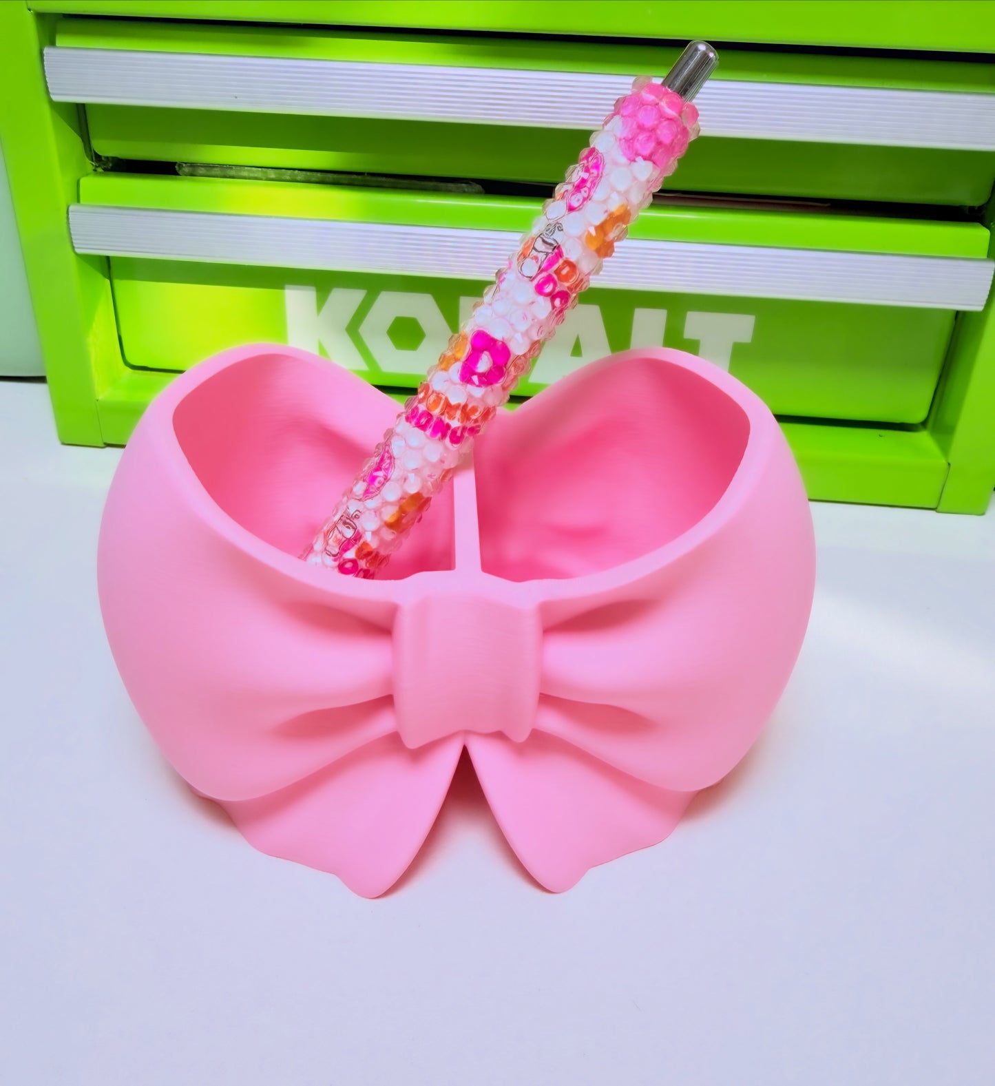 Bow Pen Holder